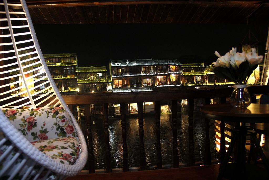 Fenghuang 1St Apartment Εξωτερικό φωτογραφία