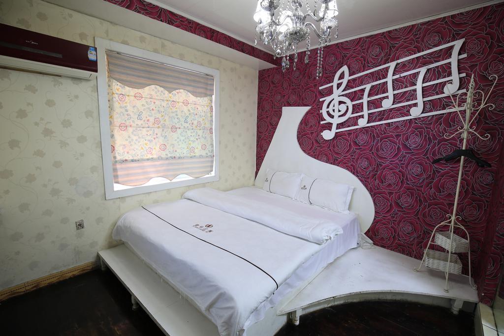 Fenghuang 1St Apartment Εξωτερικό φωτογραφία
